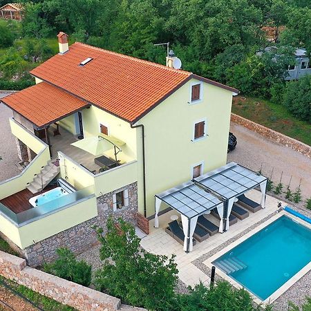 Holiday House Tos-Vila With Heated Pool Vrbnik Exterior photo