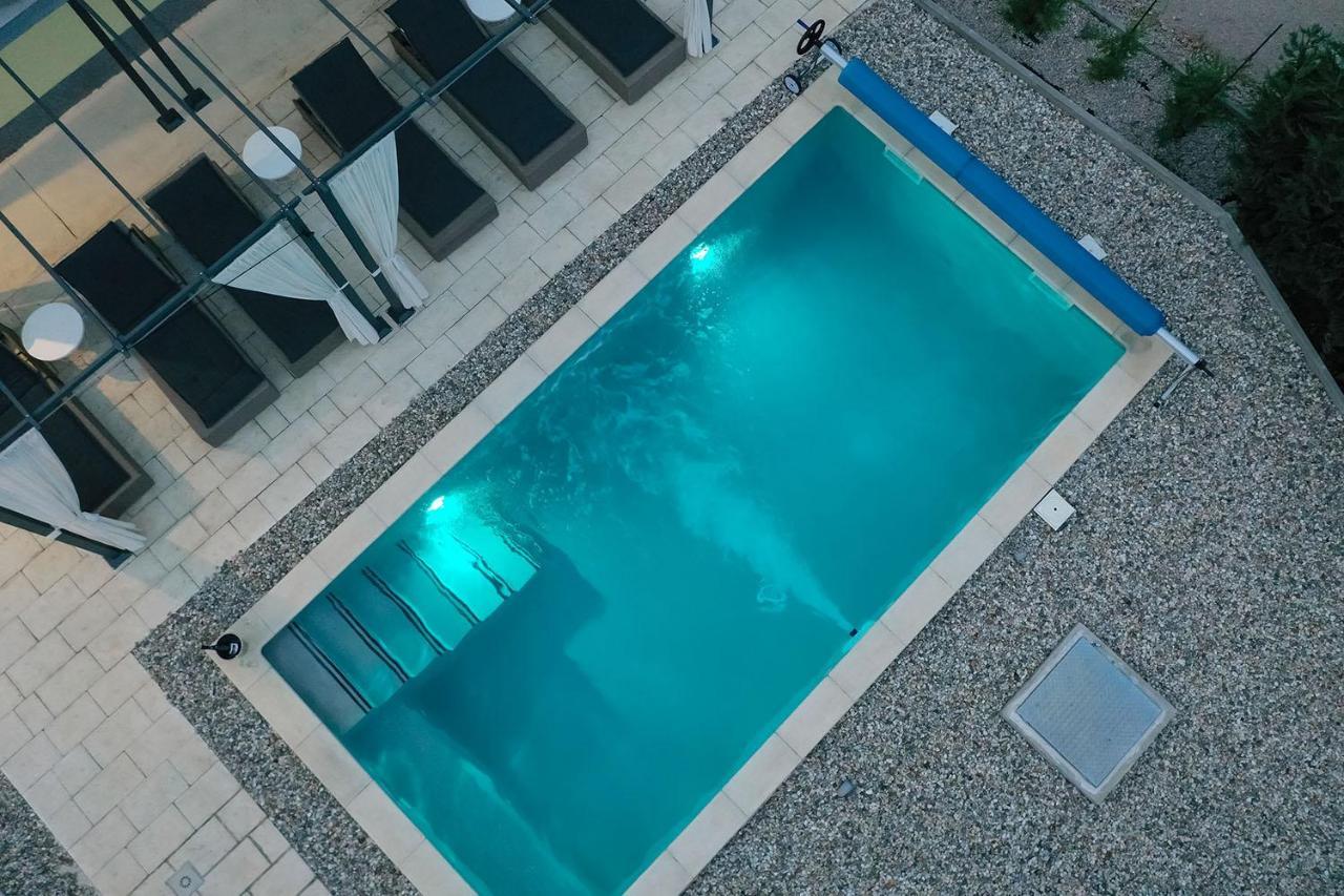 Holiday House Tos-Vila With Heated Pool Vrbnik Exterior photo